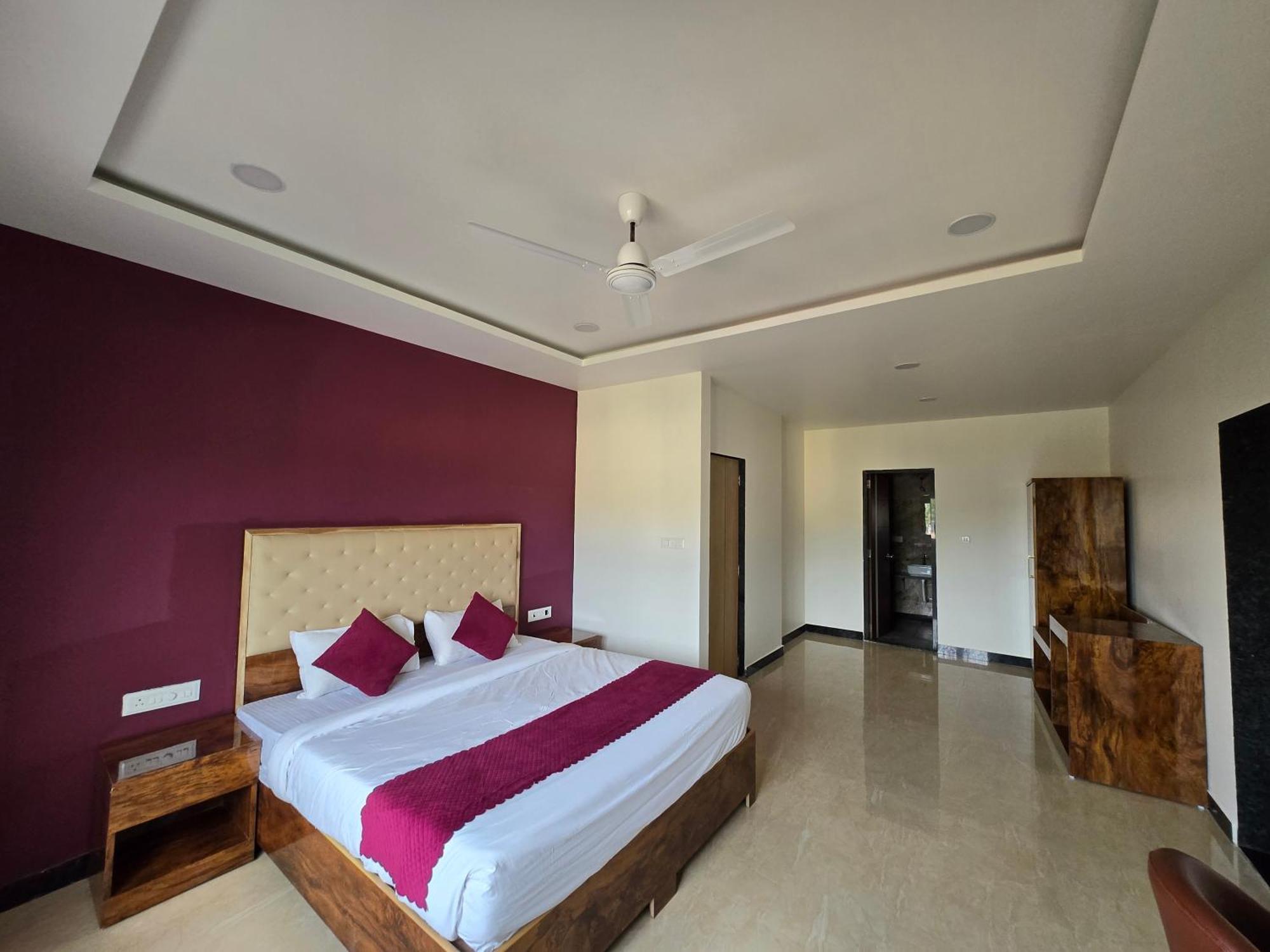 Hill View Hotel By Bil Lonavala Εξωτερικό φωτογραφία