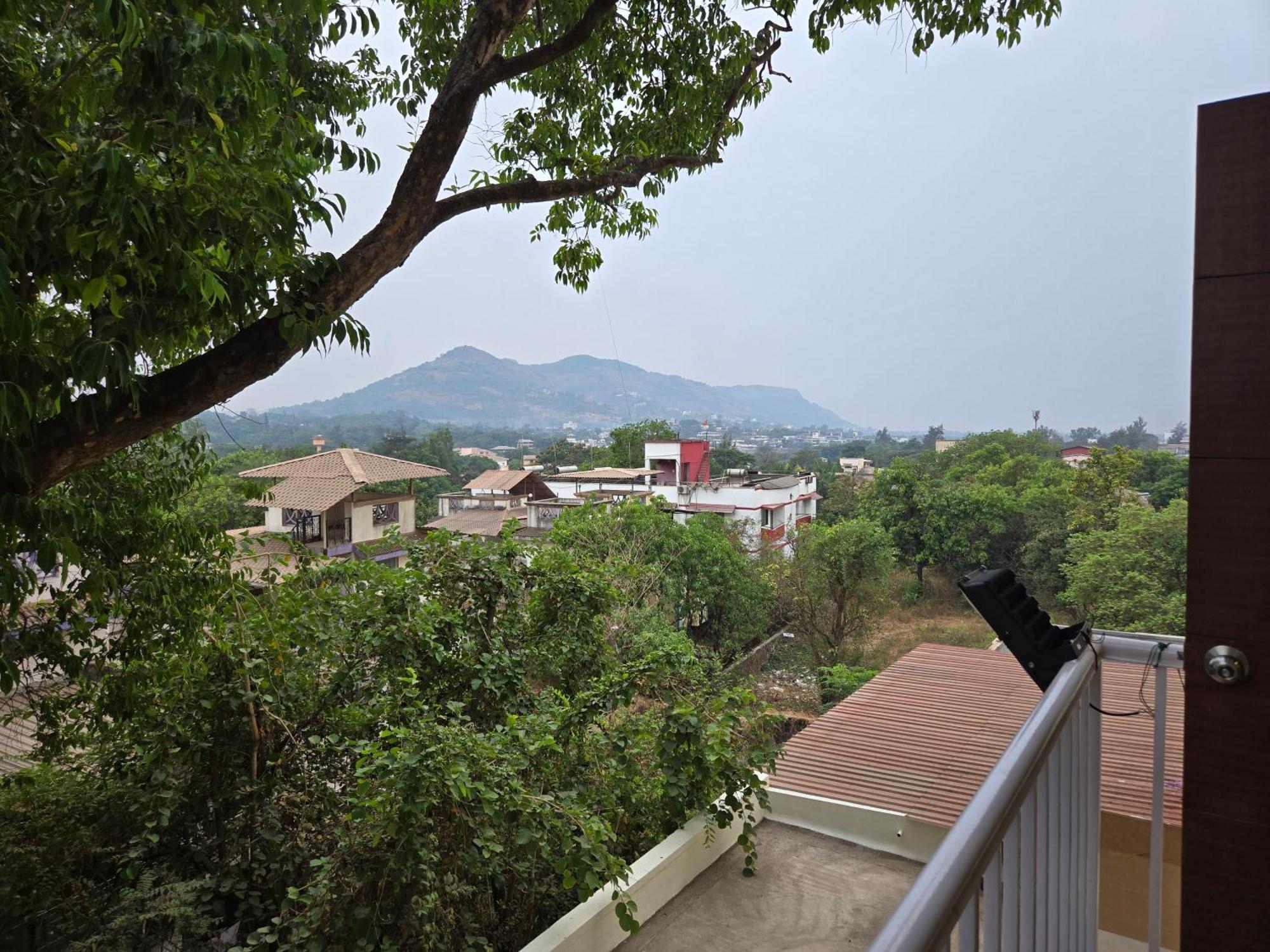 Hill View Hotel By Bil Lonavala Εξωτερικό φωτογραφία